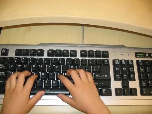 还在打暑假工，在家做打字赚钱不好吗？